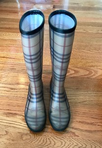 burberry rain boots size 9