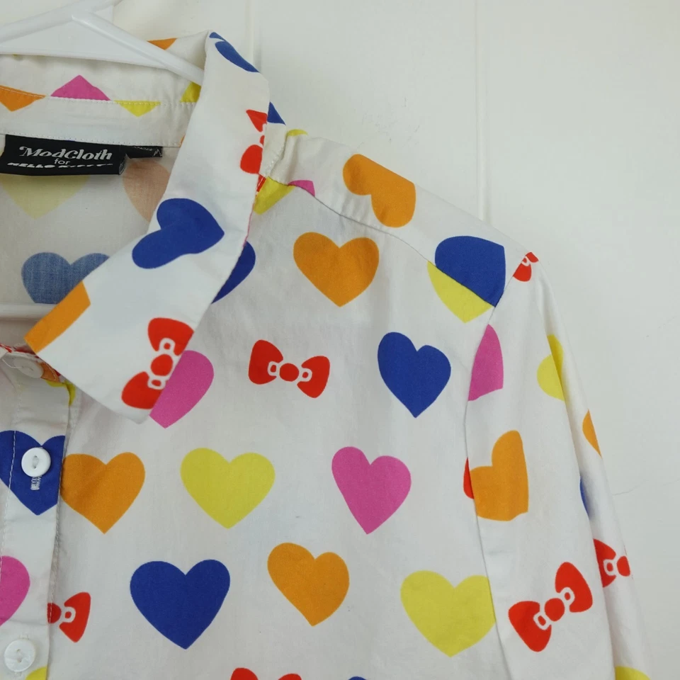 ModCloth for Hello Kitty Hearts and Bows Button Up Top X-Large - Image 4 of 4