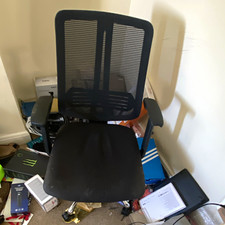 Black Mesh Back Swivel Task Office Chair w/ Armrests & Wheels ergonomic