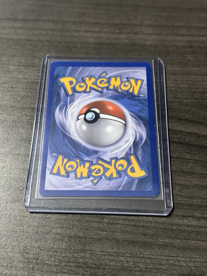 Reshiram RC22/RC25 Legendary Treasures Ultra Rare Full Art Holo Pokemon 2012 - Image 2 of 2