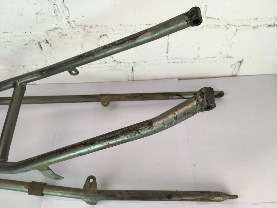 TM MX 125 MX125 1998 SubFRAME 银色 — 第 4/4 张图片