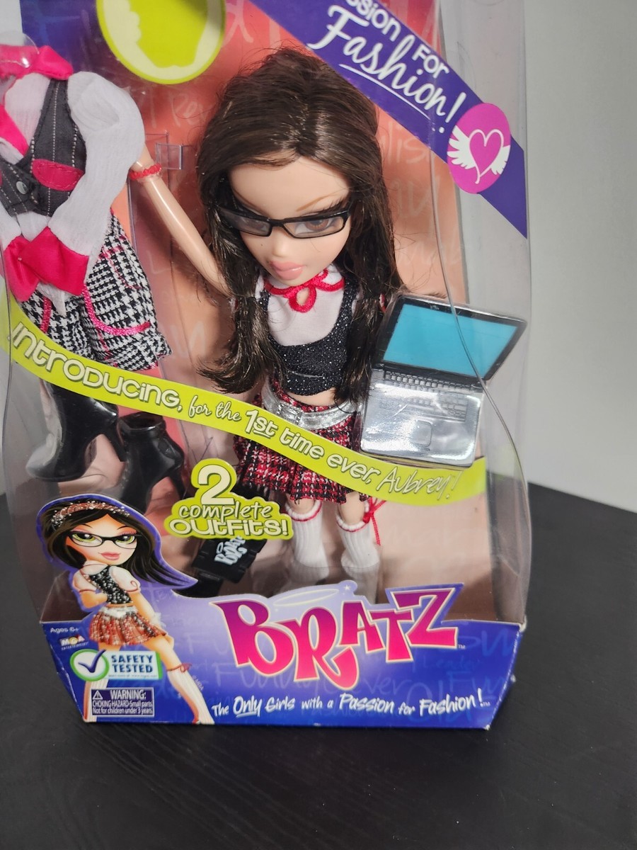 Bratz Passion for Fashion Aubrey NIB