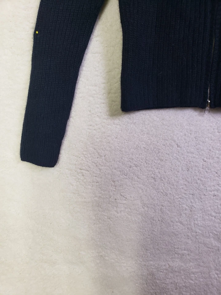 French Connection 中号海军蓝羊毛兔毛 B 针织长袖拉链开衫 — 第 4/4 张图片