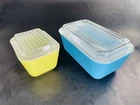 Vintage Pyrex 501 & 502 Refrigerator Dish pair with ribbed lids - Excellent