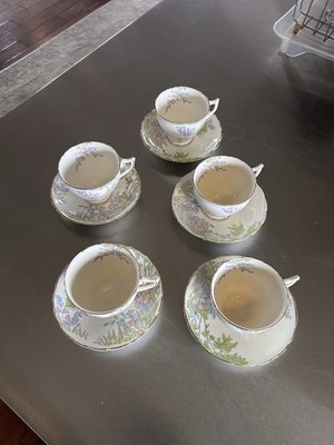 Vintage Best Bone Wellington China Tea Cup and Saucer- 5 teacups and 5 saucers