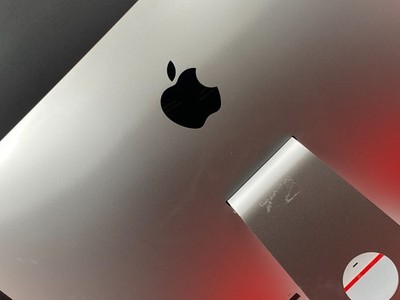APPLE iMAC 21.5