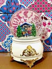 Taylor Swift Lover House Snow Globe w/ Box Brand New In Hand / Get It Now