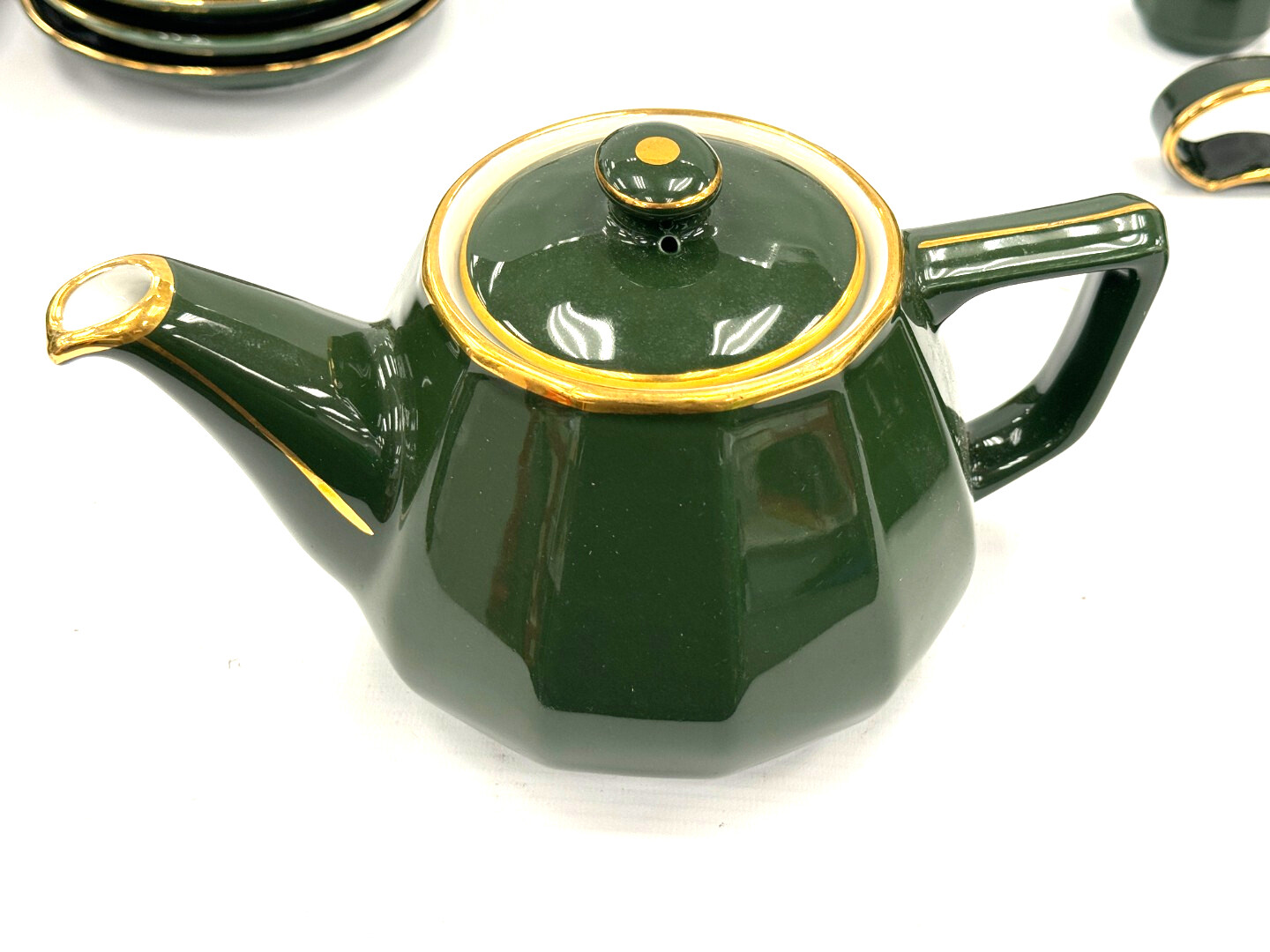 93pc APILCO France 12 Sided Green & Gold Rim Tea & Dinner Set W67 eBay