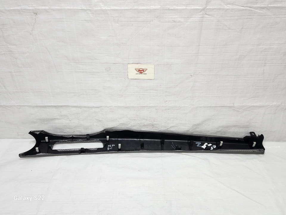 2008 Mitsubishi Outlander Front Left Garnish Molding Trim OEM 8002A196ZZ - Изображение 3 из 4