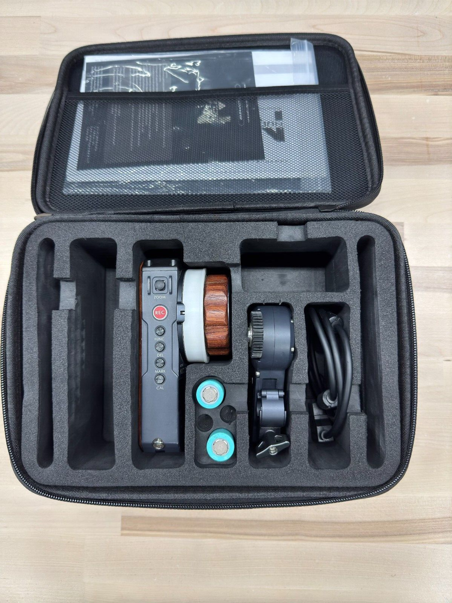 Tilta Nucleus-M: Wireless Lens Control System - Black (WLC Tilta Nucleus-M: Wireless Lens Control System - Black (WLC