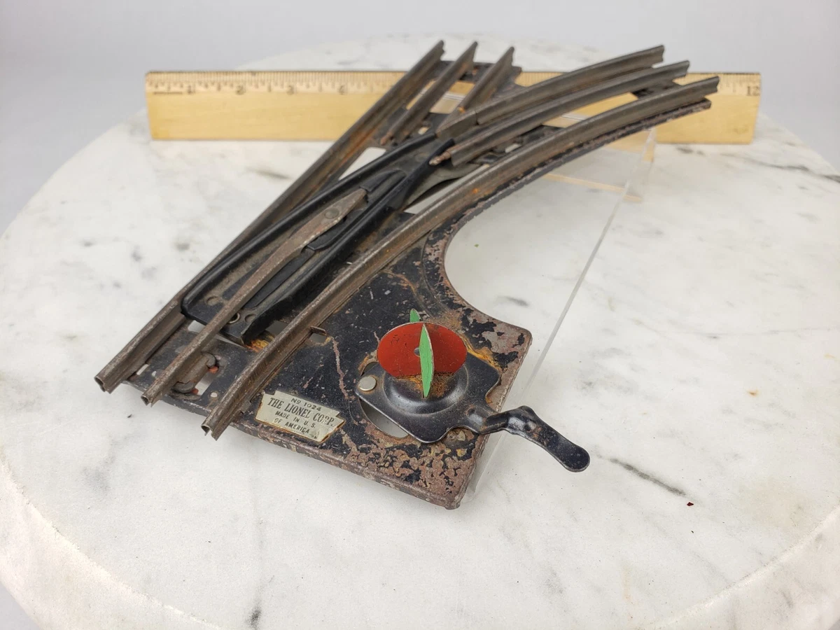 O gauge switch track top