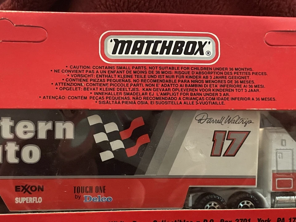 VINTAGE NASCAR Matchbox Super Star Transporter DARRELL WALTRIP Western Auto #17 Foto 4 de 4