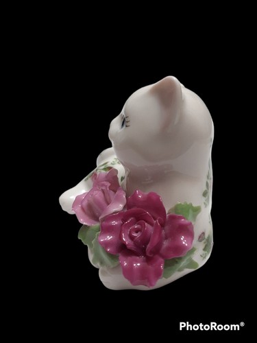 Royal Albert Old Country Roses Porcelain Cat Salt & Pepper Shakers Applied Roses - Picture 10 of 12
