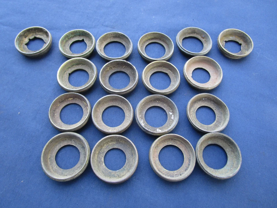 4 bagues Diamètre 2,7 m ancienne laiton pieds meuble table fauteuil chaise... - Photo 2/4