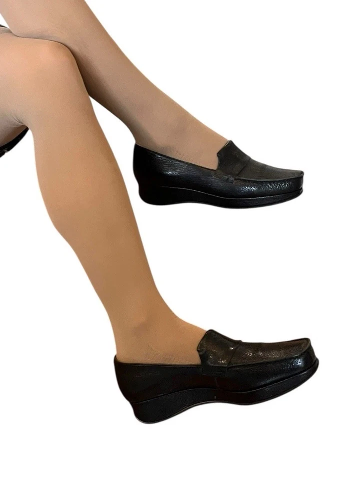 STEPHANE KELIAN PARIS FRANCE 5.5 US 8 BLACK LEATHER LOAFER PLATFORM WEDGE SHOE - Image 2 of 4