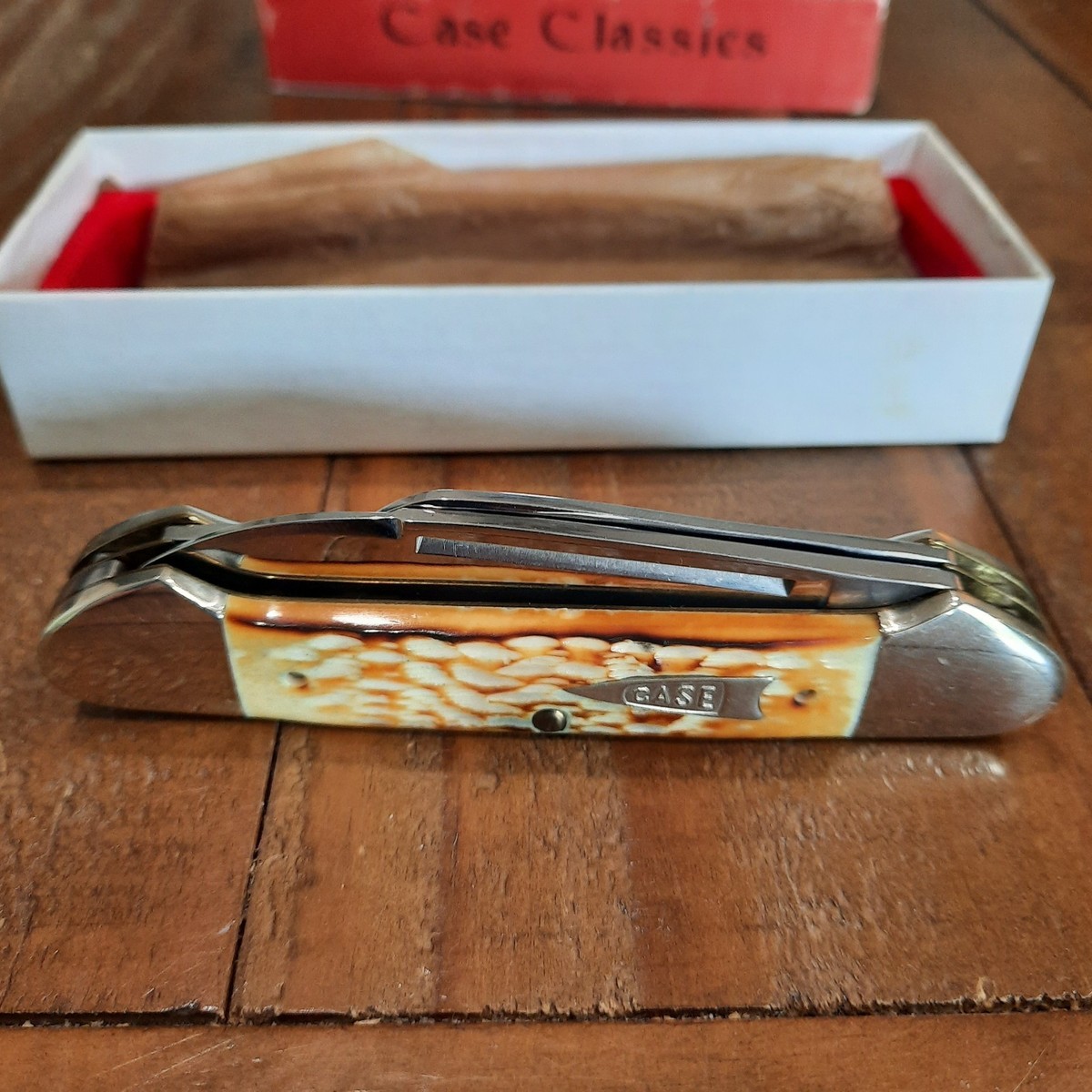 1991 Case XX Classics BW 6394 Chesnut Jigged Bone Gunboat