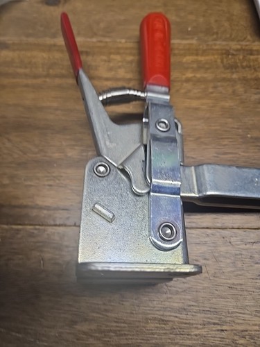 DESTACO 210-U VERTICAL HOLD DOWN TOGGLE CLAMP W/ LOCK PLUS SYST. & SPINDLE ACC13 - Picture 2 of 7