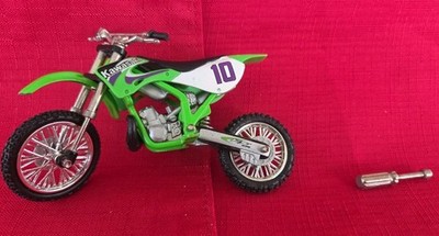 Flick Trix Motocross Kawasaki Series 01 Finger Dirt Bike With Tool