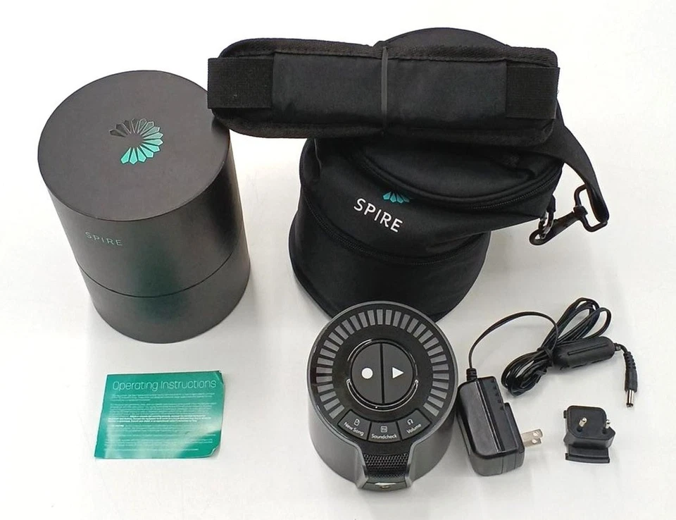 iZotope Spire Studio tragbarer Multitrack Recorder mit Adapter gebraucht aus Japan