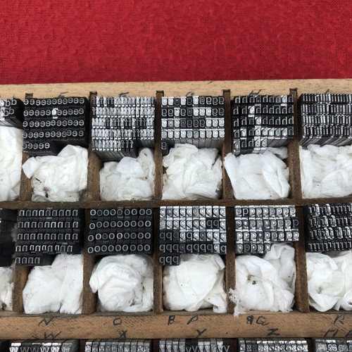 Letterpress Type - 10 Point Univers Medium - Picture 6 of 16