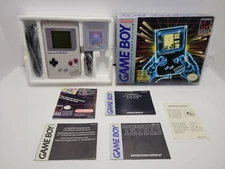 Nintendo Game Boy Handheld System Gray DMG-01 Complete in Box CIB