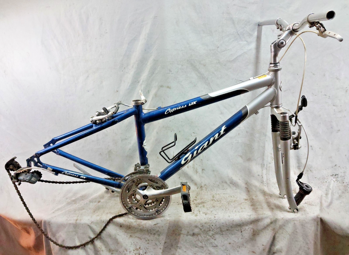 ＧＩＡＮＴ 2015 Giant CypressDX Comfort Hybrid Bike Frame 15