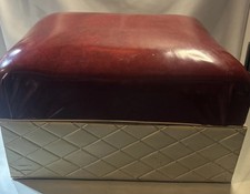 Reposapiés otomano vintage de mediados de siglo rojo Duran plisado