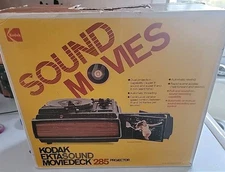 Kodak Ektasound Moviedeck 285 Projector, Super 8mm w/Orig Box, Mike & Manual