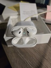Apple airpods with charging case 1st Generation 1523 A1722 A1602