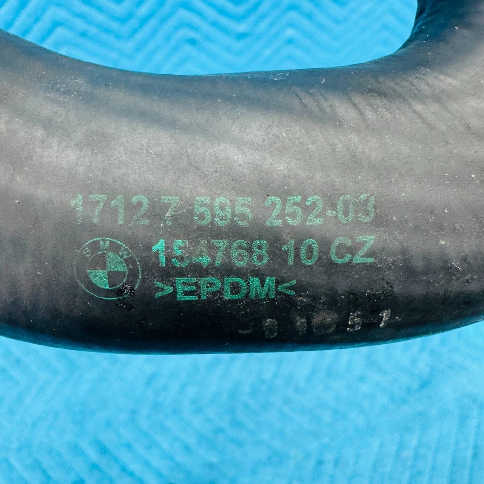 Conjunto de manguera de refrigerante del motor BMW 650i 2012-2017 OEM 1712757635501 1712759525203 Foto 3 de 4