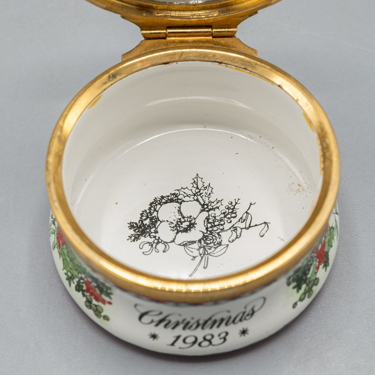 未使用 HALCYON DAYS ENAMELS 1983 インテリア Halcyon Days Enamels Trinket Box Christmas 1983 Flowers