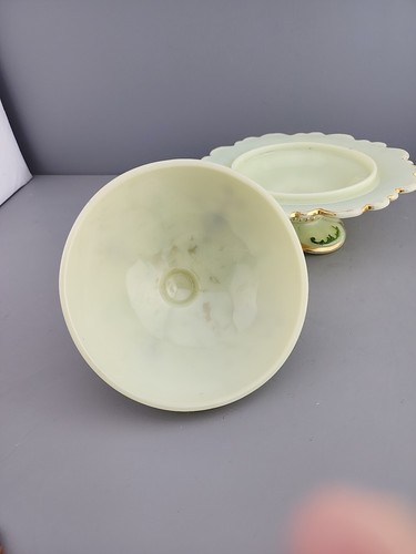 NORTHWOOD CUSTARD PEDESTAL BUTTER DISH INTAGLIO GOLD TRIM - Picture 3 of 7