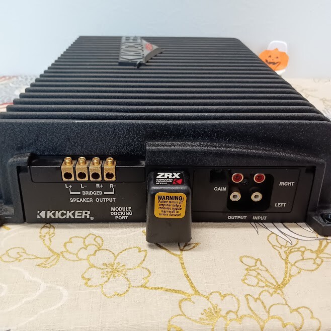 名機☆KICKER ZR240 アンプ☆当時物☆キッカー 名機☆KICKER ZR240 アンプ☆当時物☆キッカー 名機☆KICKER ZR240