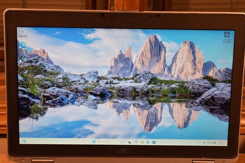 Dell Latitude E6530 Intel Core i7-3740QM 8GB RAM 256GB SSD Windows 11 Pro 1080p - Picture 4 of 17