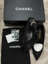 CHANEL 15C Black Pearl Heels Pointed Toe Pumps G30535X02347 sz 37 7B 950 MINT