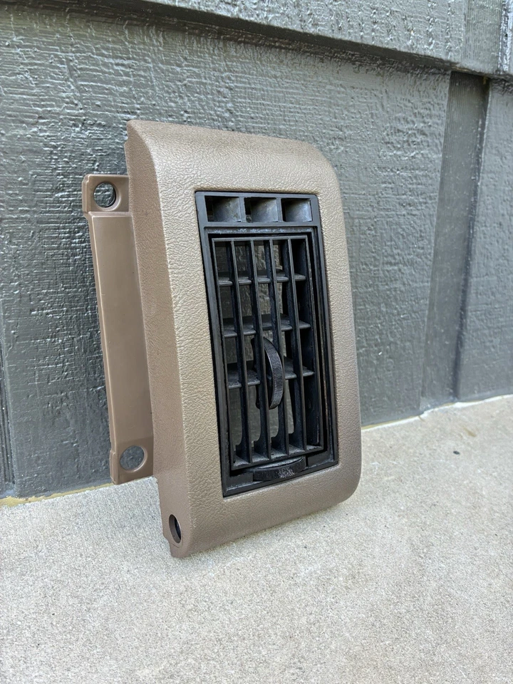 Camión Chevy GMC 88-94 BRONCEADO tablero ventilación moldura OEM GM C1500 K1500 Foto 2 de 4