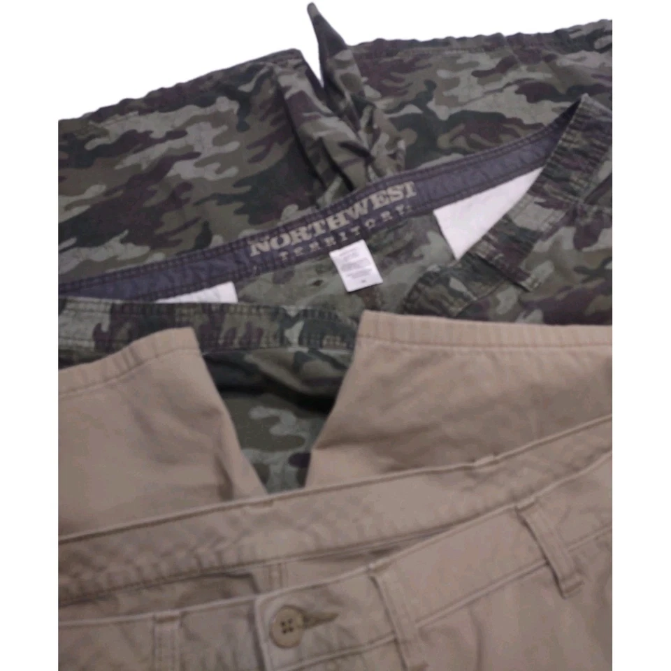 Lot of 5 Wrangler Work Jeans And Cargo Shorts Men's Sz 50 x 30 - Image 4 of 4