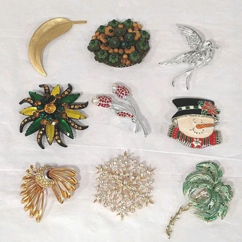 Brooch Pin Vintage Costume Jewelry Lot of 9 Pieces Snowman Palm Tree Leaf Flower