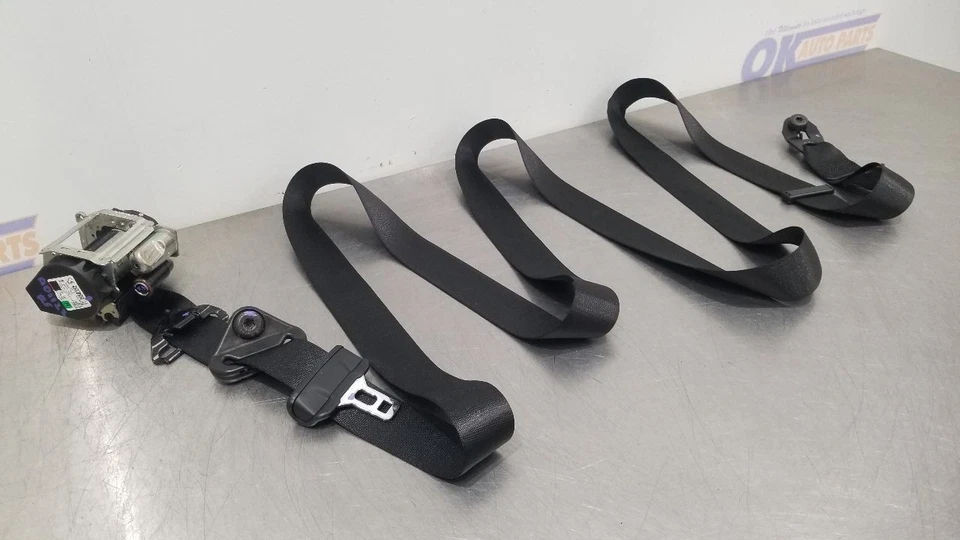 22 FORD TRANSIT 250 SEAT BELT RETRACTOR RIGHT PASSENGER BLACK - Image 4 of 4