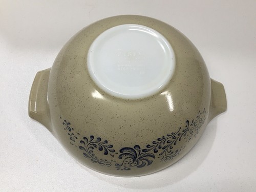 Vintage Pyrex Homestead Speckled Tan Blue Cinderella Nesting Bowls Set of 3 - 第 9/10 張圖片