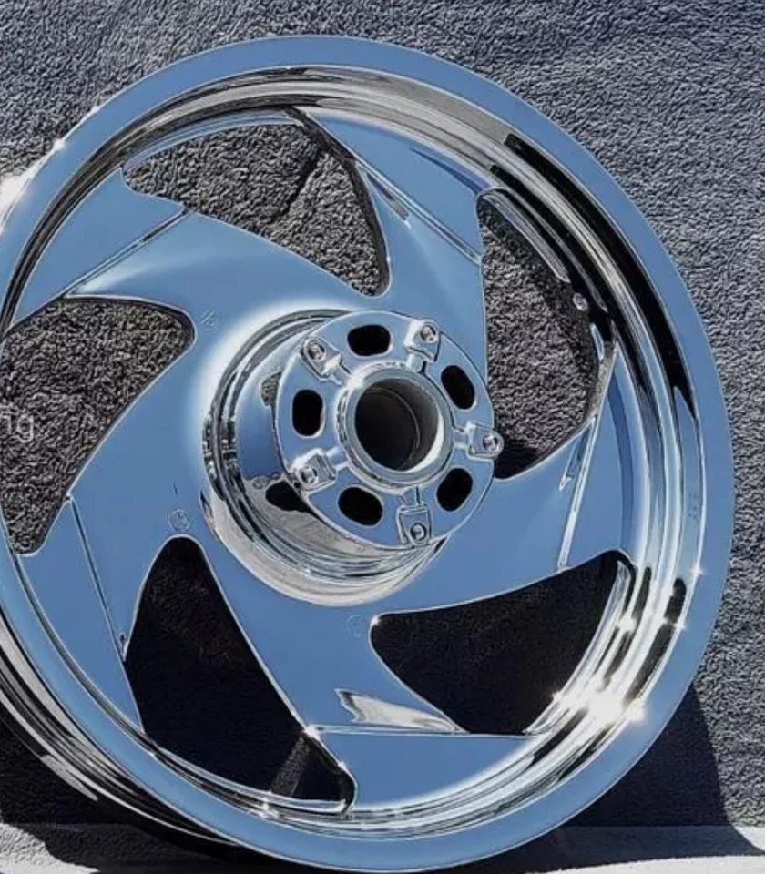 SUZUKI M109 VZR1800 2012 -20 Специальные хромированные колеса OEM 5 СПИЦ обод ОБМЕН - Изображение 3 из 4