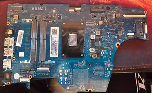 Hauptplatine HP Notebook 17-ca000ns AMD Ryzen 3 2200U (DEFEKT)