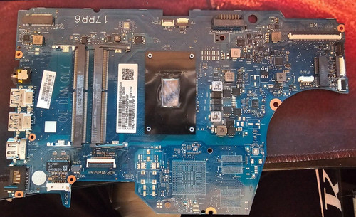 Hauptplatine HP Notebook 17-ca000ns AMD Ryzen 3 2200U (DEFEKT)
