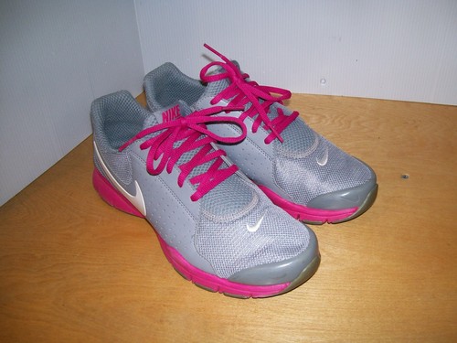 nike comfort footbed shoes