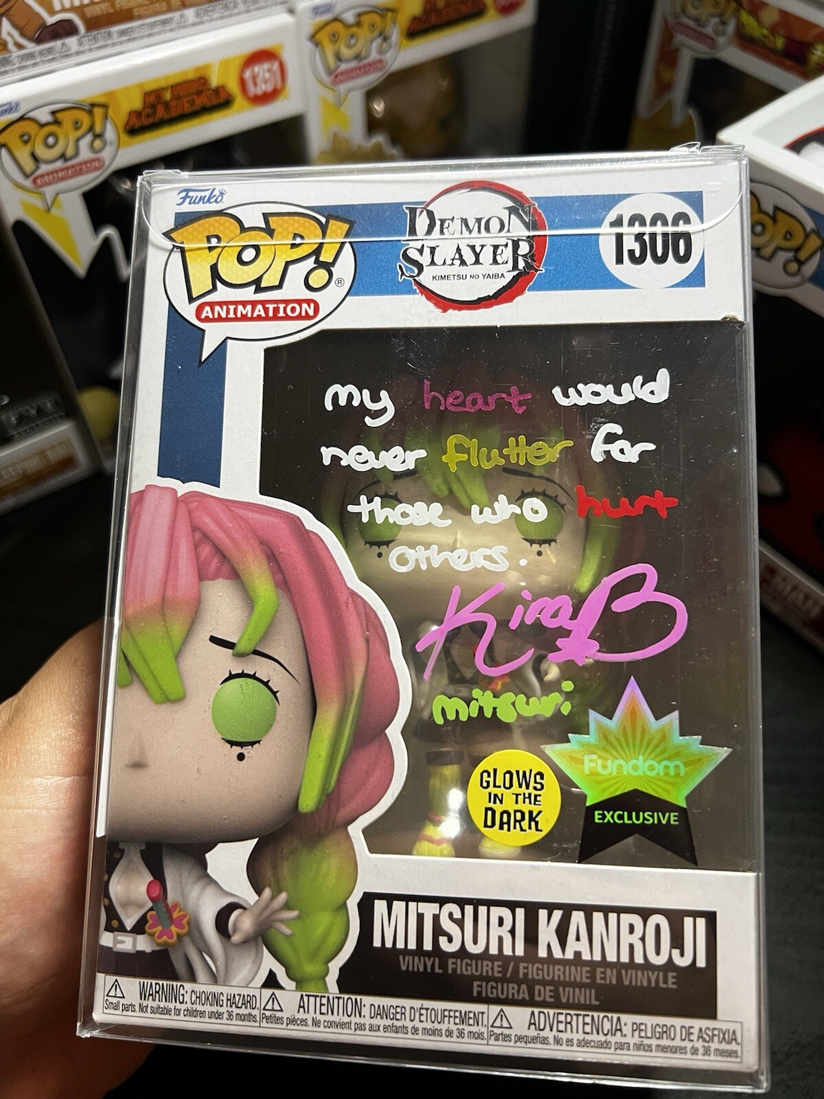 Funko Pop Autografiado Mitsuri Kanroji GITD