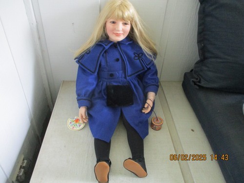 33" Vinyl Great American Doll Co. "Diana" von Bruno Rossellini