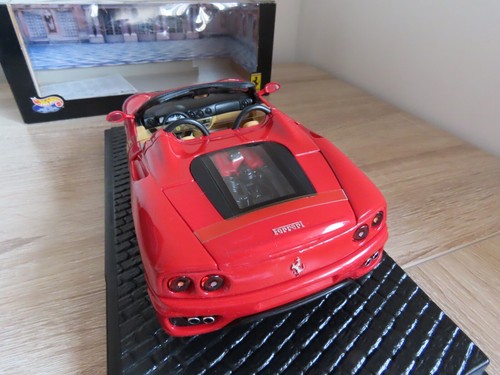 Mattel Hot Wheels Ferrari 360 Spider 2000 modelo de coche fundido a presión 1:18 (en caja) - Imagen 6 de 11