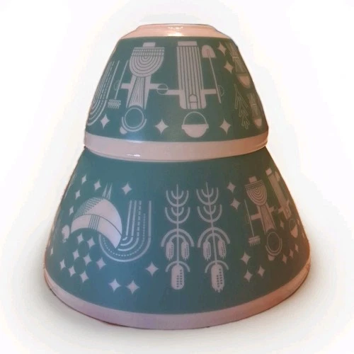 Vintage Charm Pyrex Inspired Butterprint 2 Rise 'n Shine Mixing Bowl Teal White