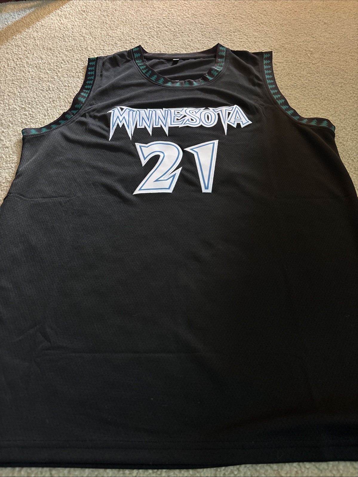 Picture 1 of 8