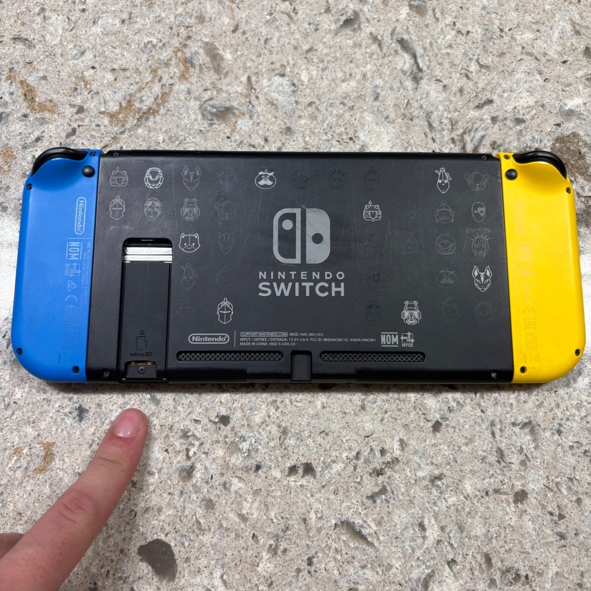 Nintendo Switch Fortnite Wildcat Edition Console Bundle Blue